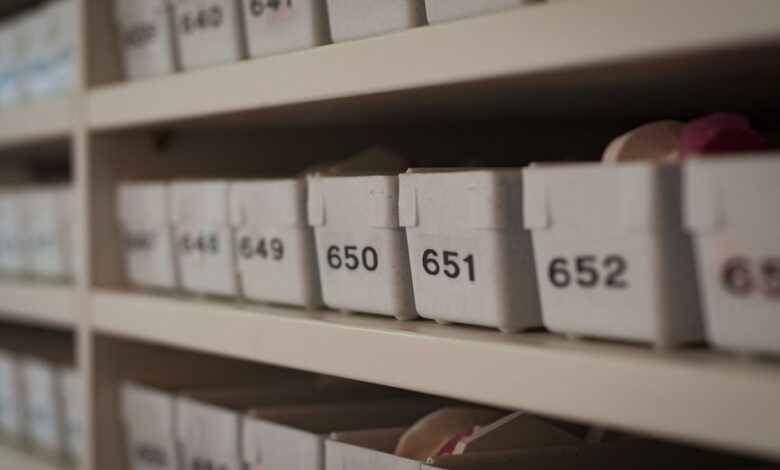 inspect specific number archives and ids